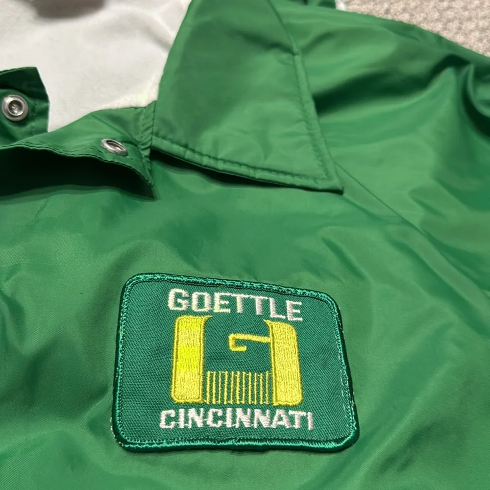 80’s Goettle Cincinnati Vintage Windbreaker - Picture 9 of 9